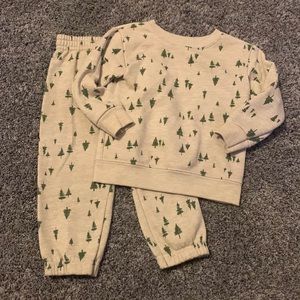 Pine Tree Sweat Outfit